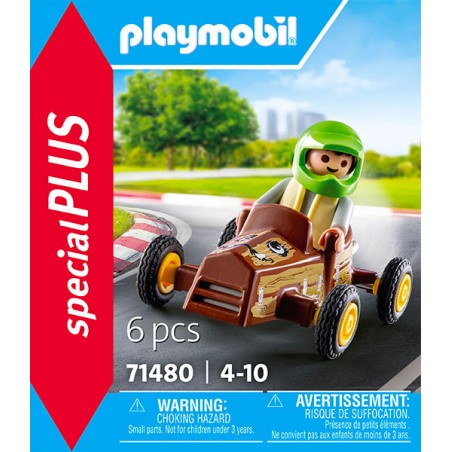  ENFANT AVEC VOITURE DE KARTING